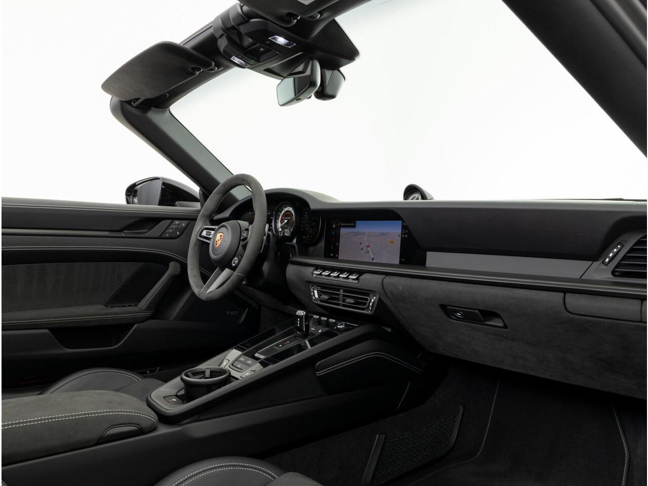 Porsche 911 Carrera 4 GTS Cabriolet