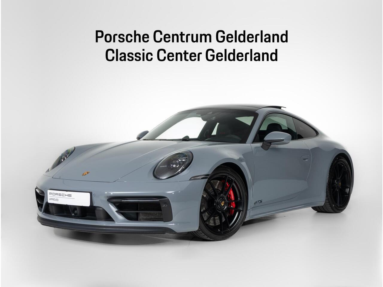 Porsche 911 Carrera 4 GTS