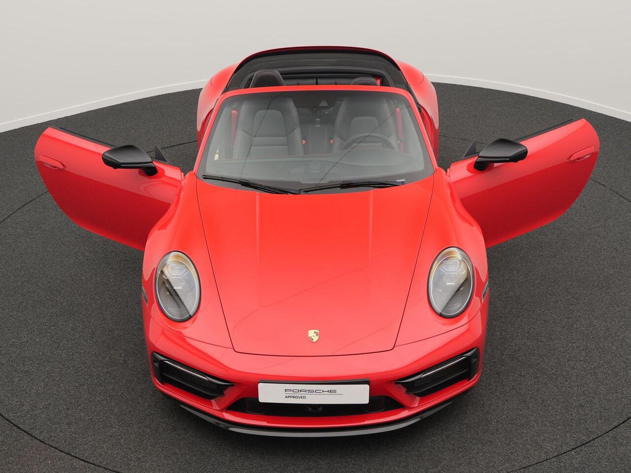 Porsche 911 Carrera GTS Cabriolet