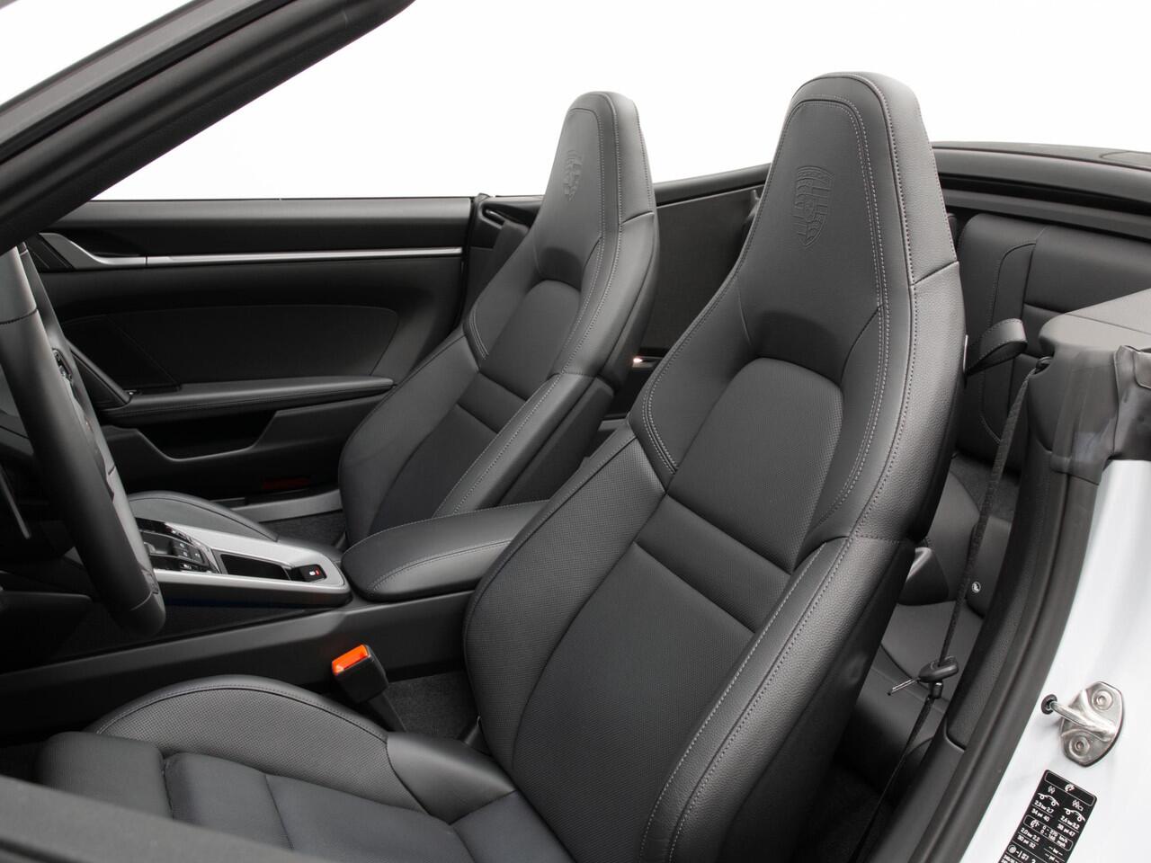 Porsche 911 Carrera Cabriolet