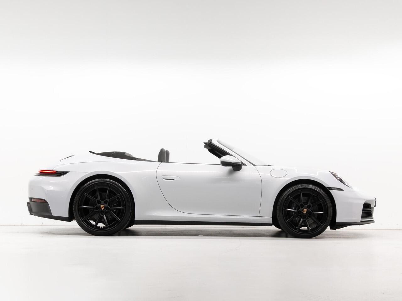 Porsche 911 Carrera Cabriolet