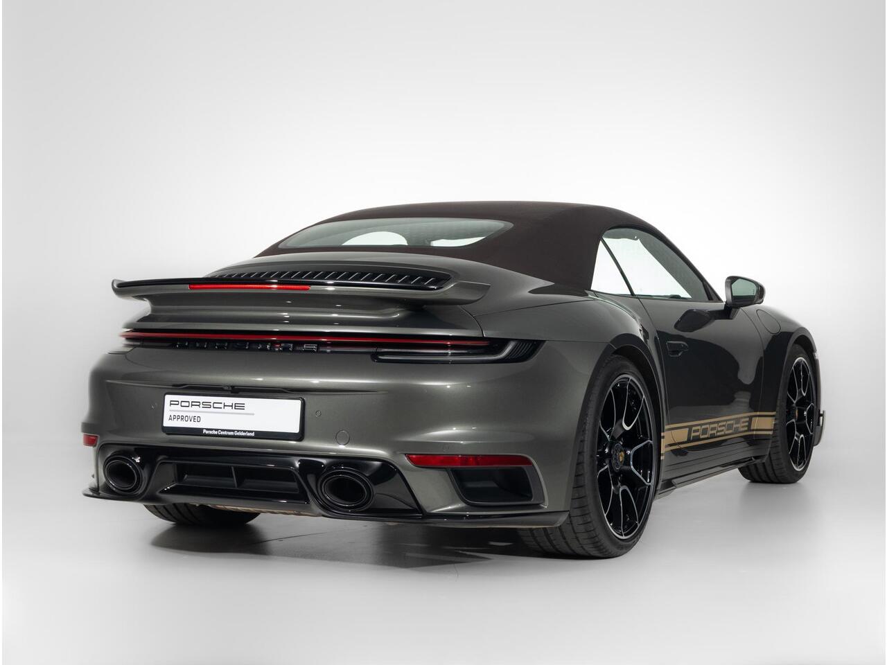 Porsche 911 Turbo S Cabriolet