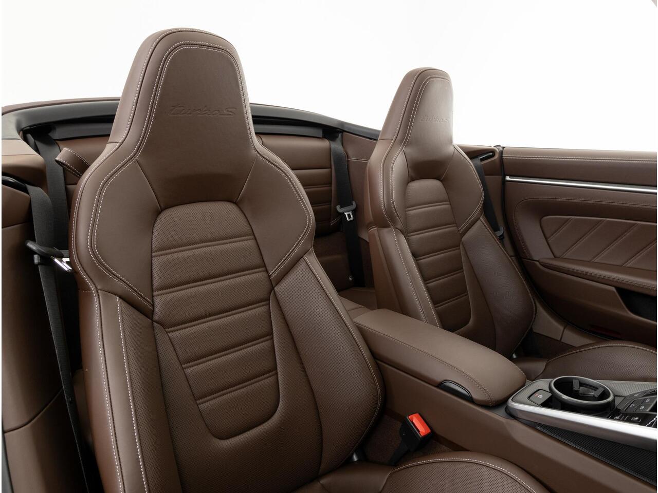 Porsche 911 Turbo S Cabriolet