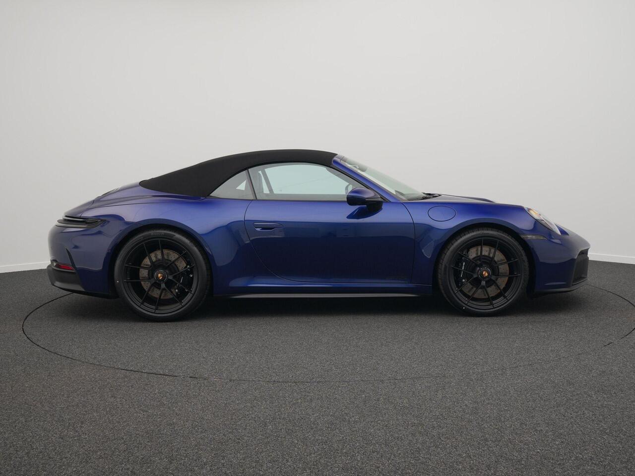 Porsche 911 Carrera GTS Cabriolet