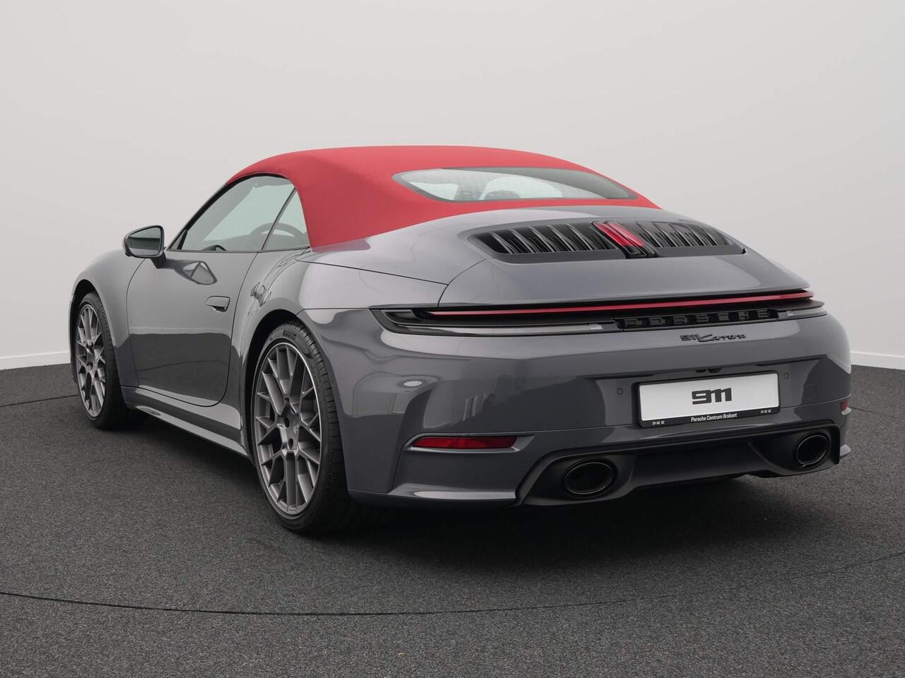 Porsche 911 Carrera Cabriolet