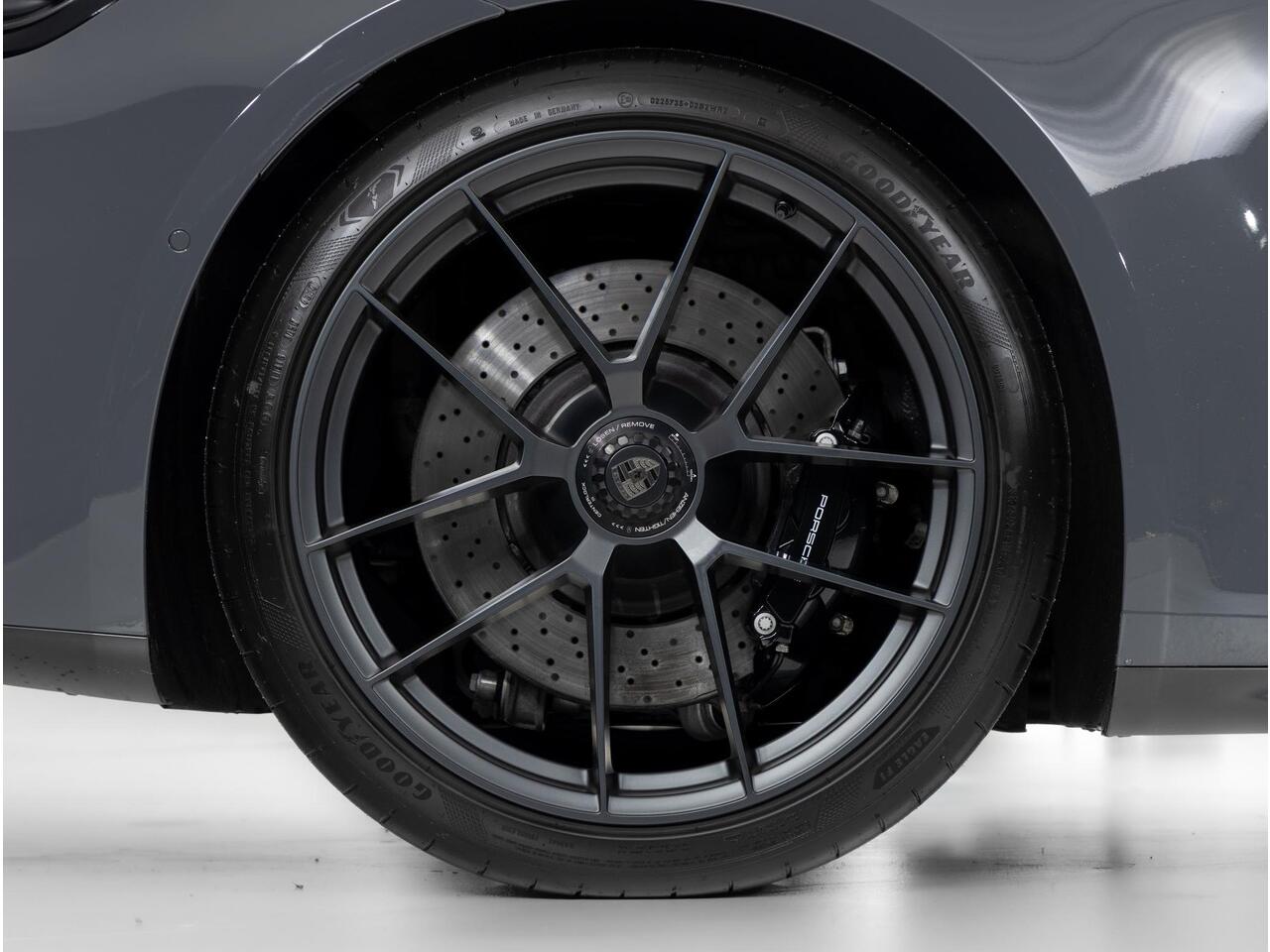 Porsche 911 Targa 4 GTS