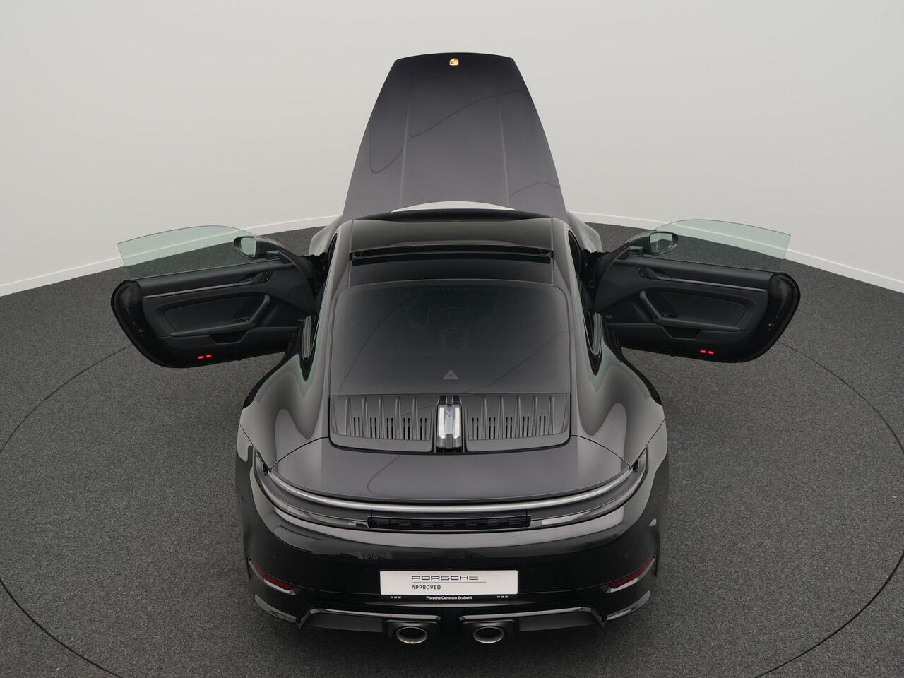 Porsche 911 Carrera GTS