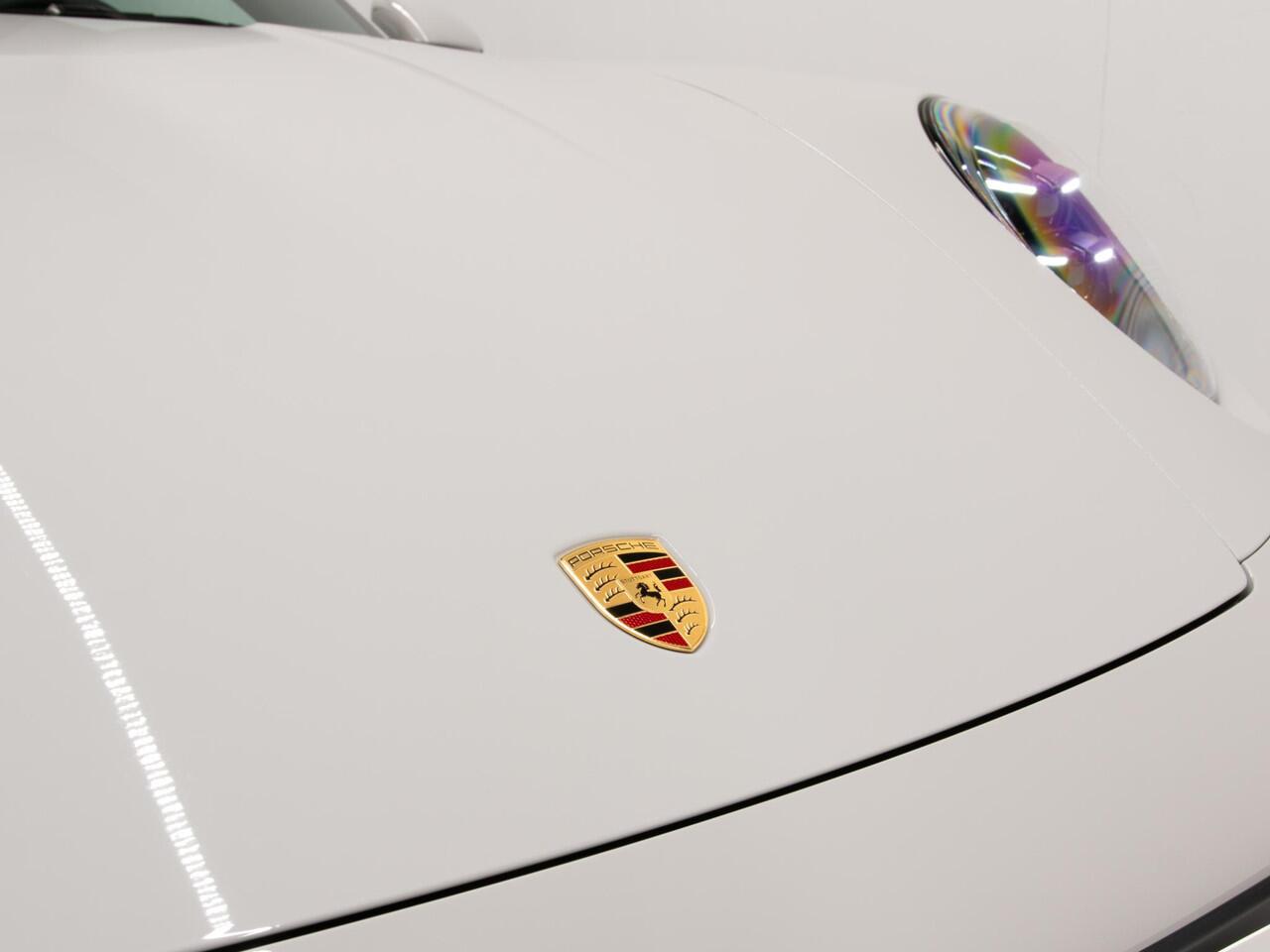 Porsche 911 Carrera Cabriolet