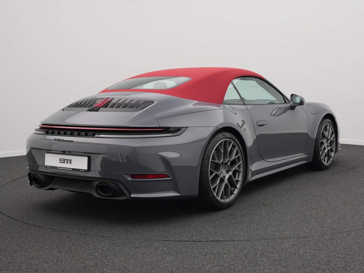 Porsche 911 Carrera Cabriolet