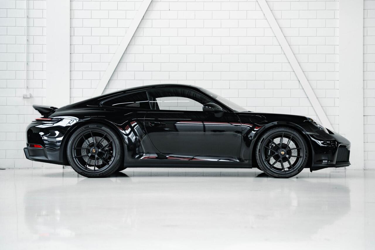 Porsche 911 Carrera GTS BTW | Carbon | Lift l Pano l Bose |