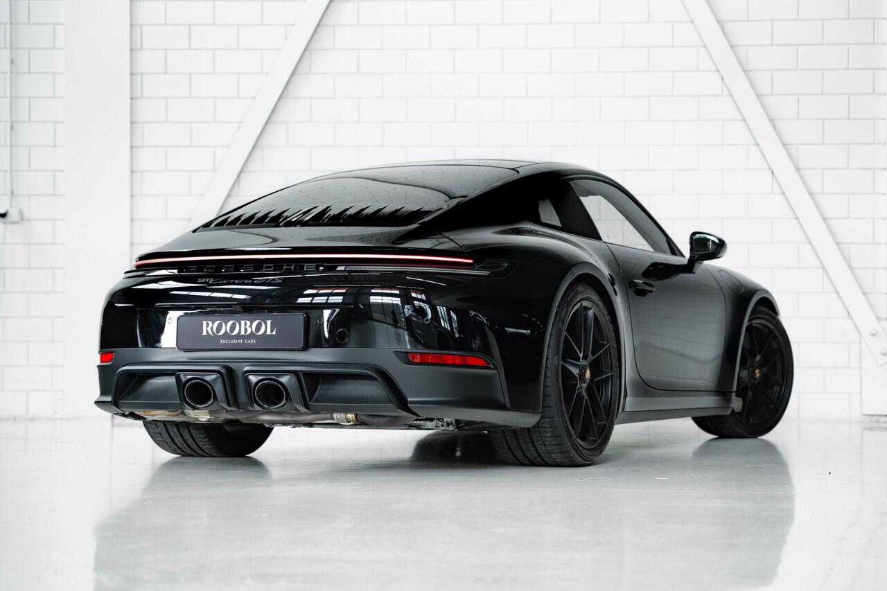 Porsche 911 Carrera GTS BTW | Carbon | Lift l Pano l Bose |