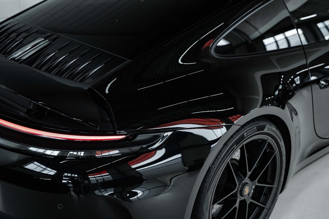 Porsche 911 Carrera GTS BTW | Carbon | Lift l Pano l Bose |