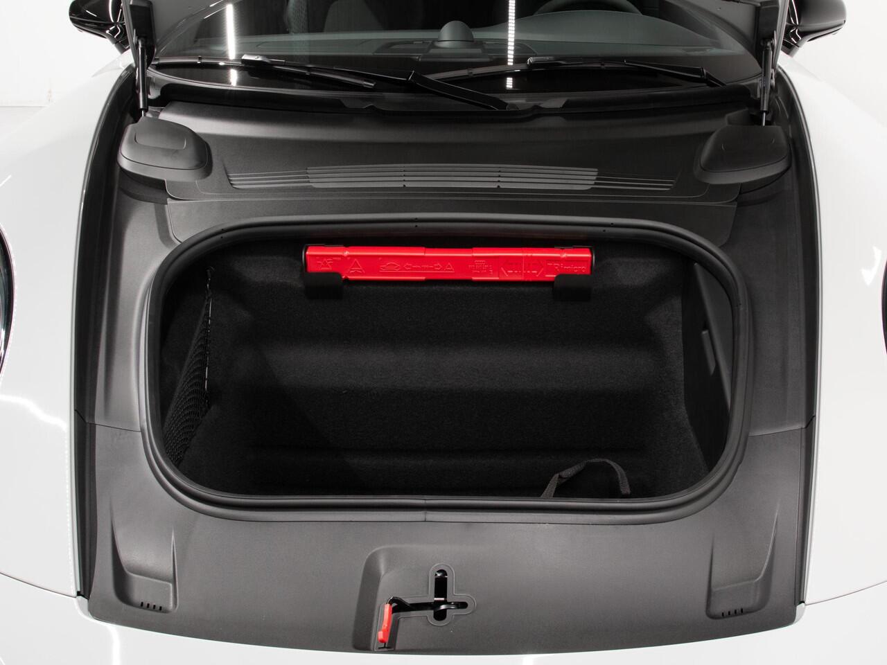 Porsche 911 Carrera GTS - Paint to Sample