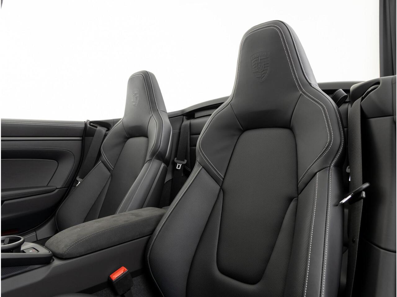 Porsche 911 Carrera GTS Cabriolet