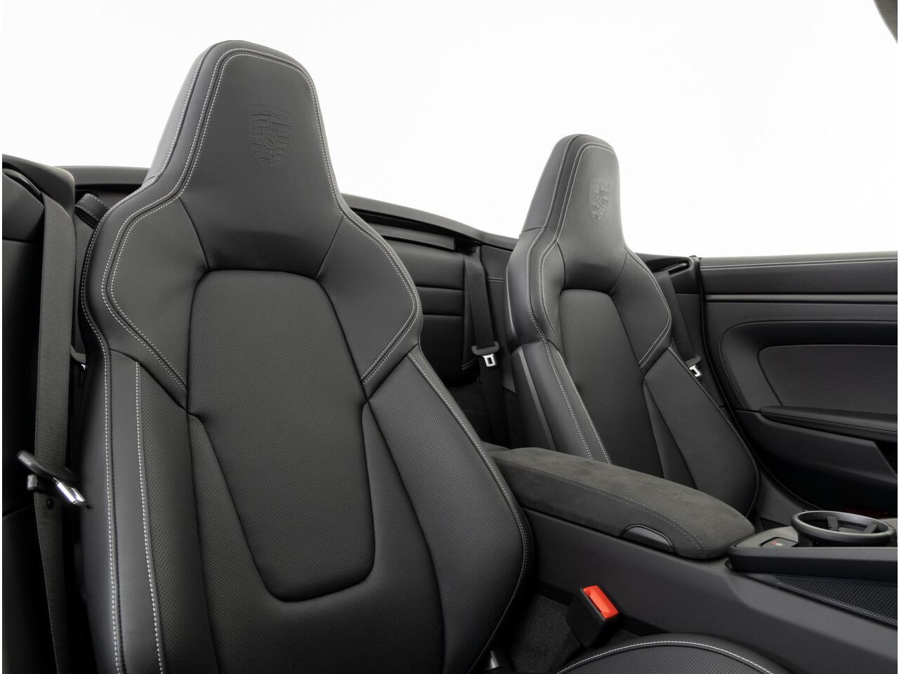 Porsche 911 Carrera GTS Cabriolet