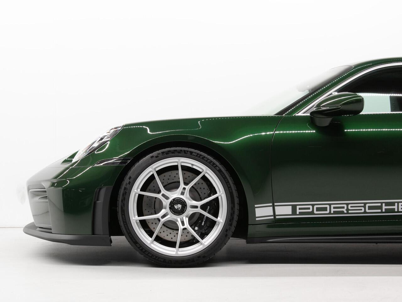 Porsche 911 GT3 Touring