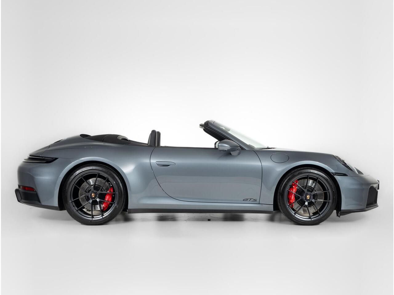 Porsche 911 Carrera GTS Cabriolet