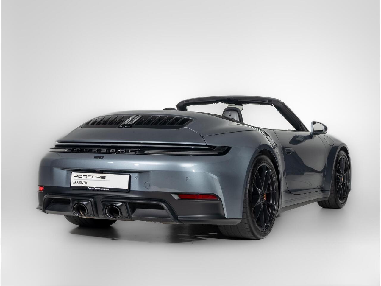 Porsche 911 Carrera GTS Cabriolet