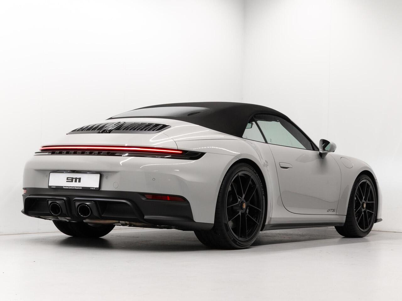 Porsche 911 Carrera GTS Cabriolet