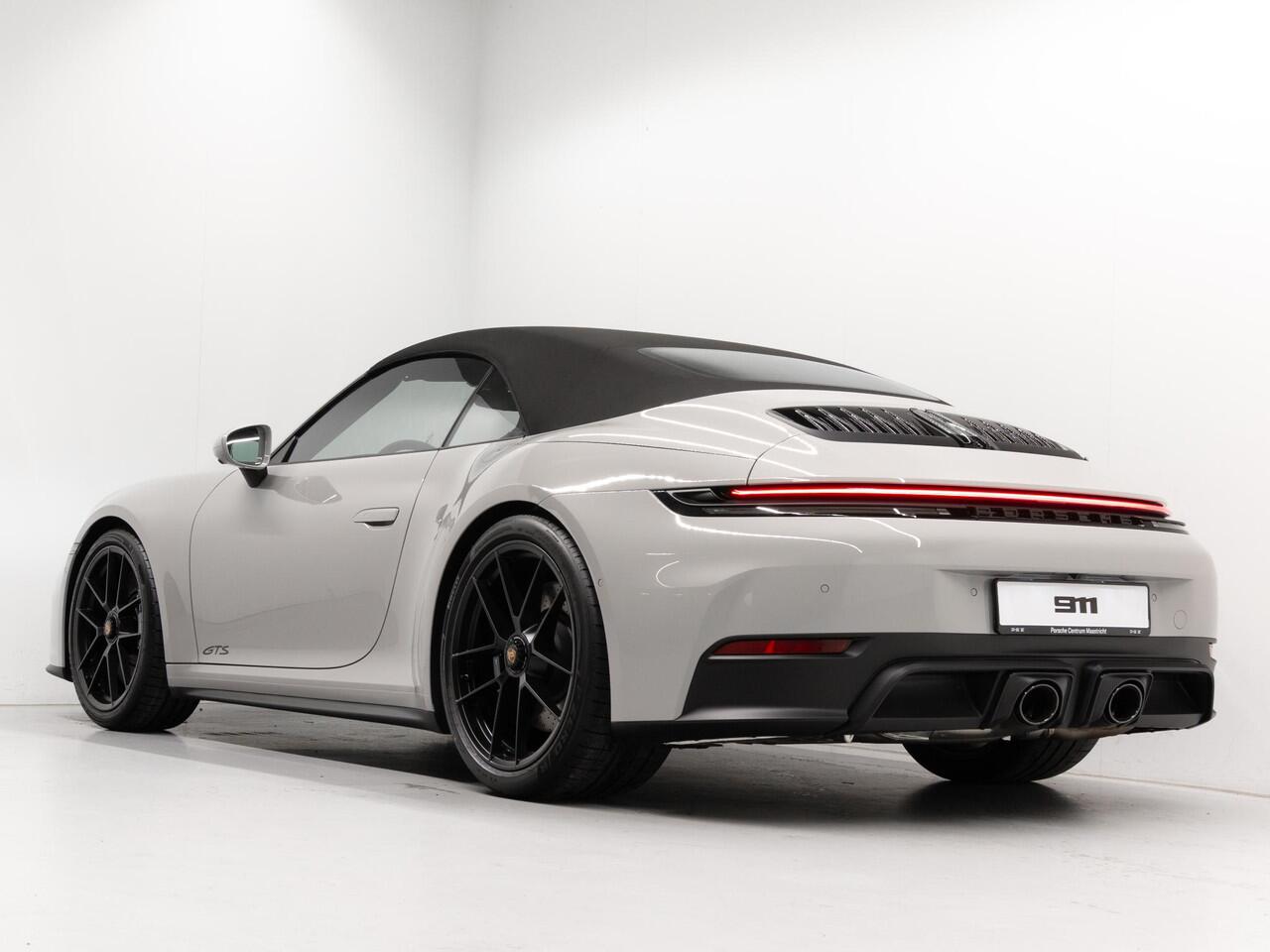 Porsche 911 Carrera GTS Cabriolet
