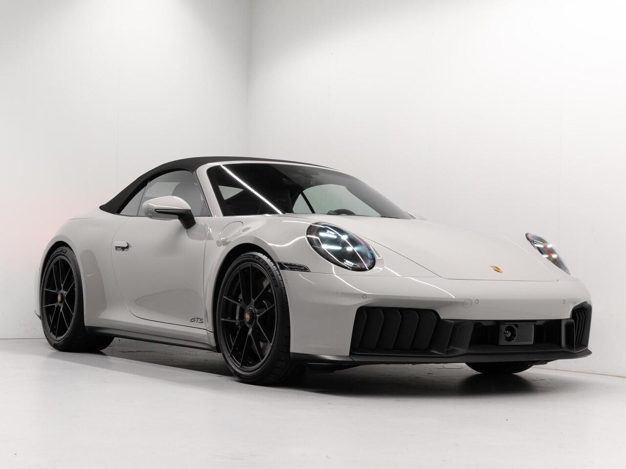 Porsche 911 Carrera GTS Cabriolet