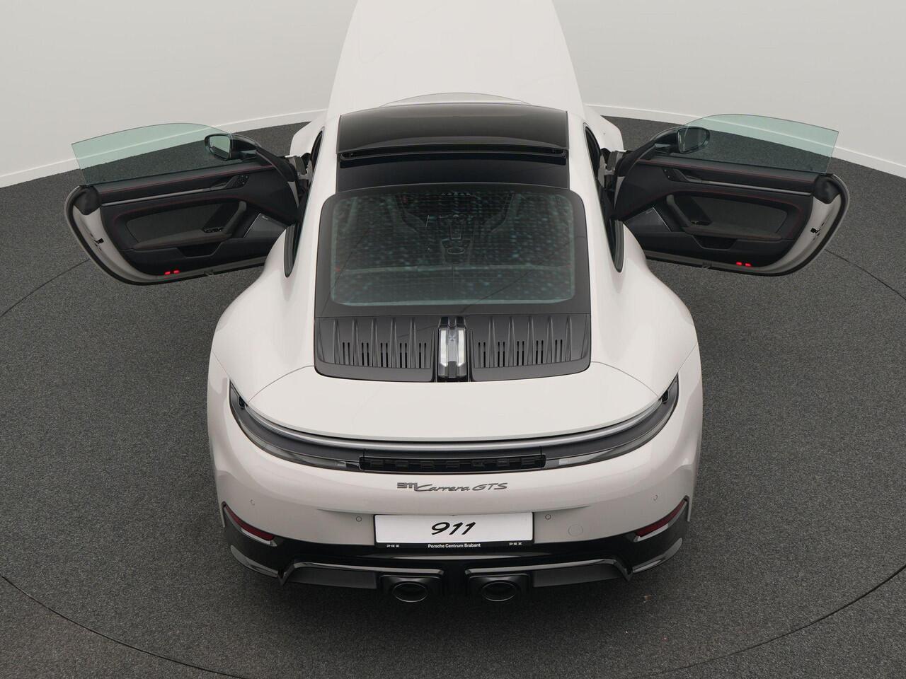 Porsche 911 Carrera GTS