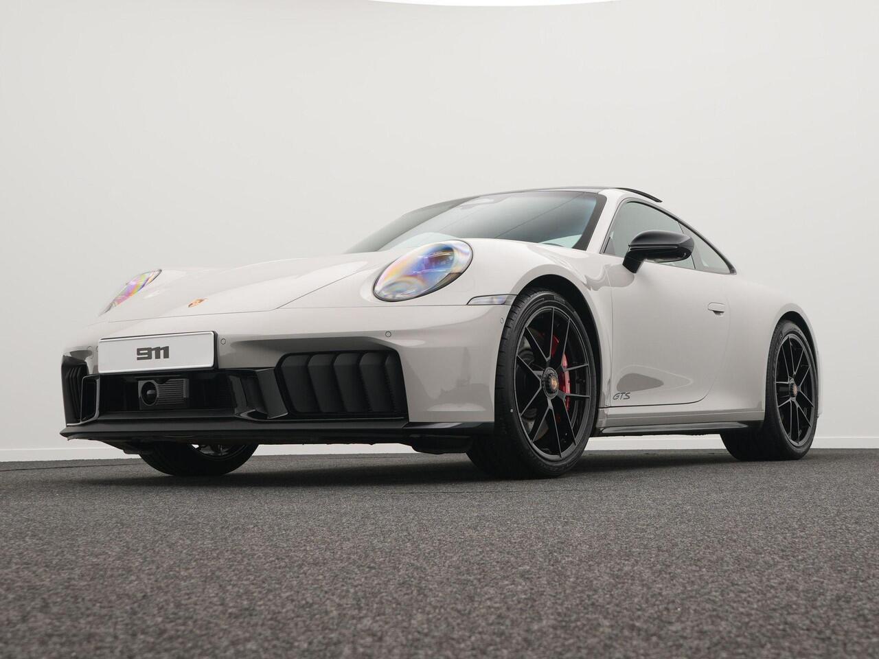 Porsche 911 Carrera GTS