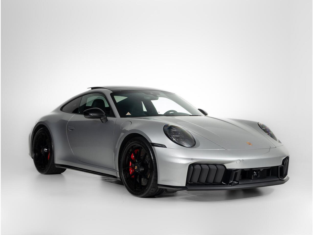 Porsche 911 Carrera 4 GTS