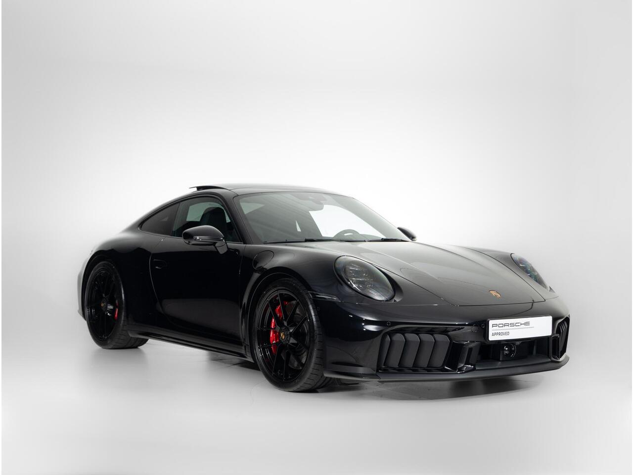 Porsche 911 Carrera 4 GTS