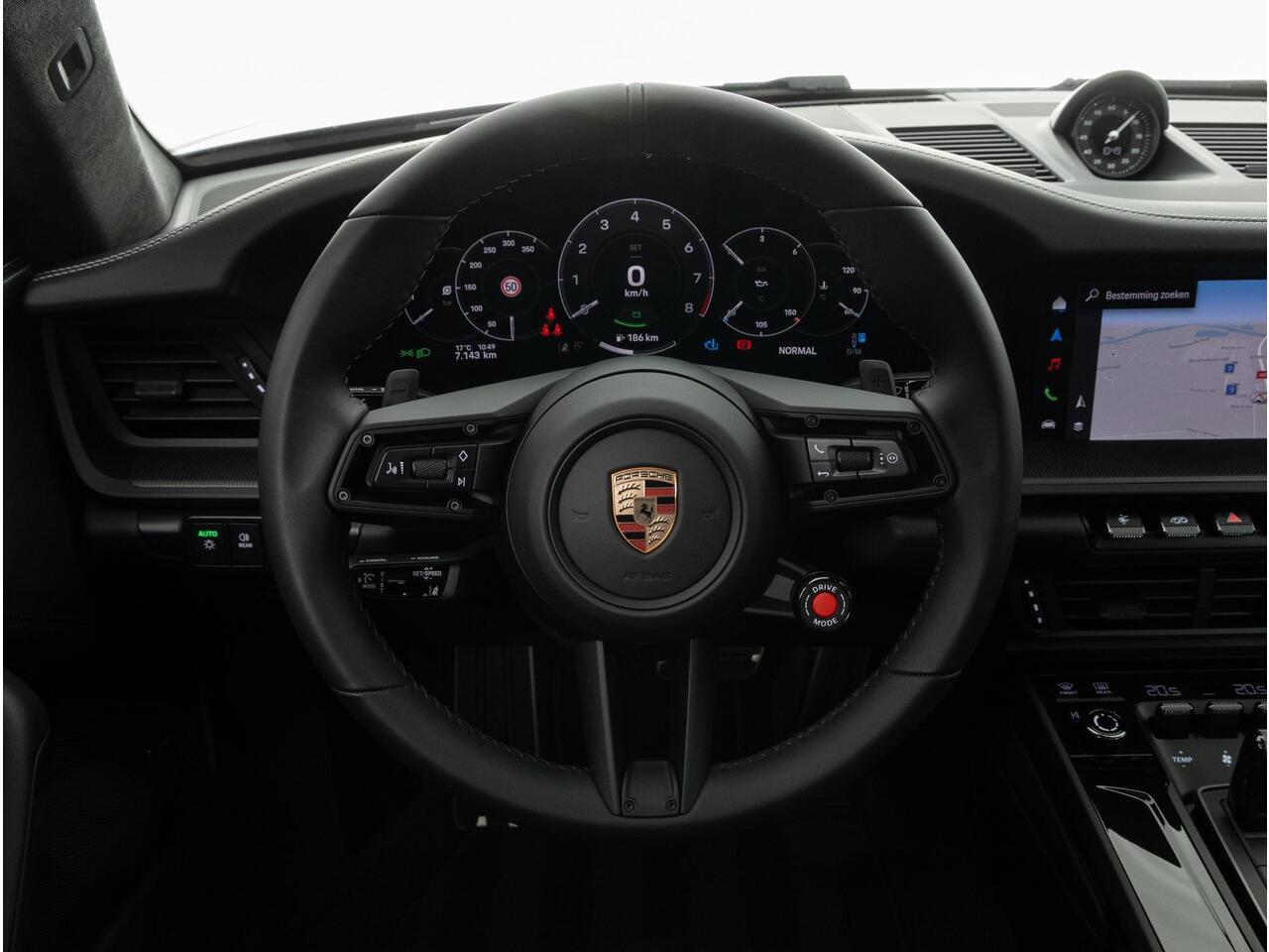 Porsche 911 Carrera 4 GTS