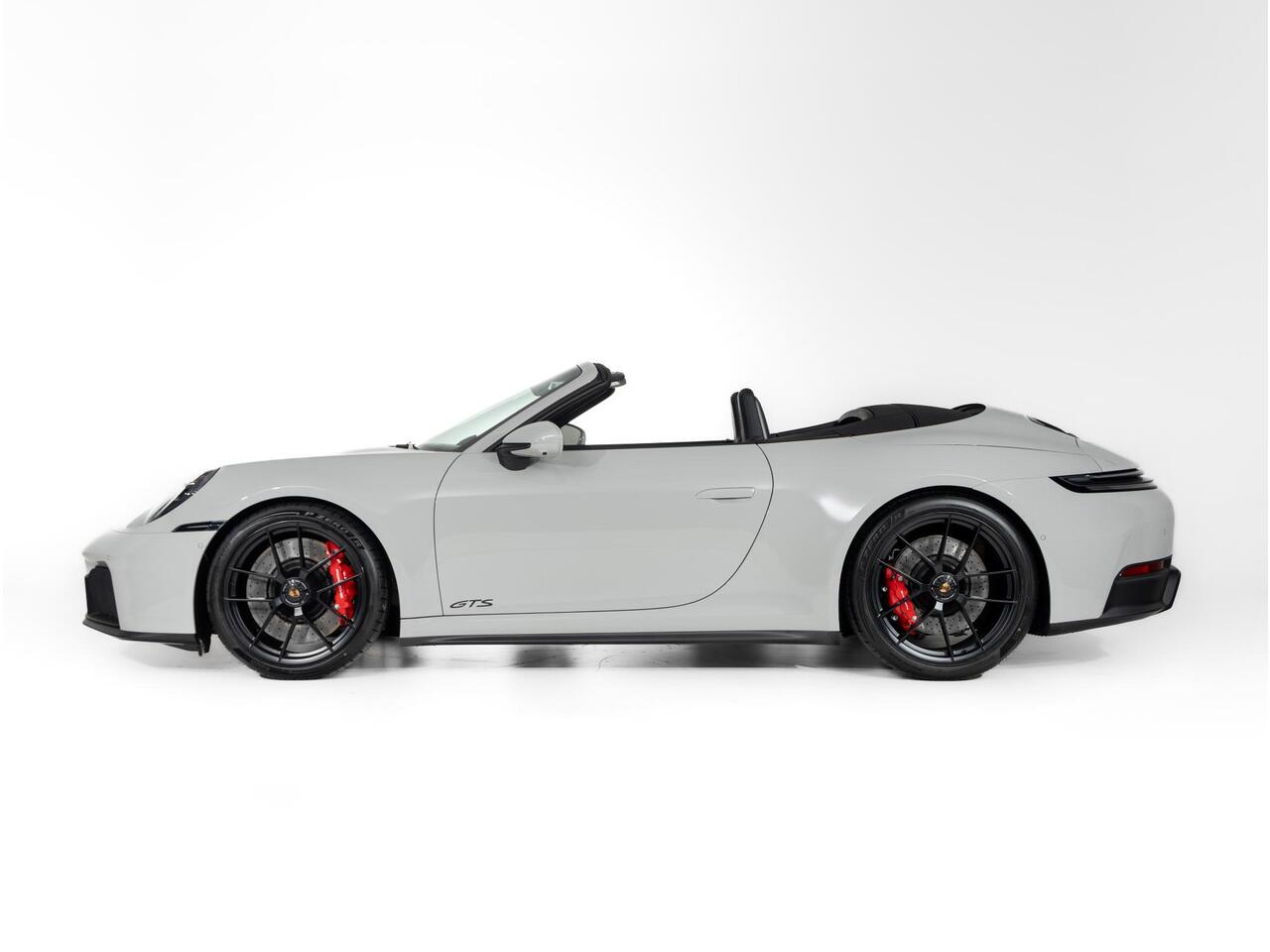 Porsche 911 Carrera 4 GTS Cabriolet