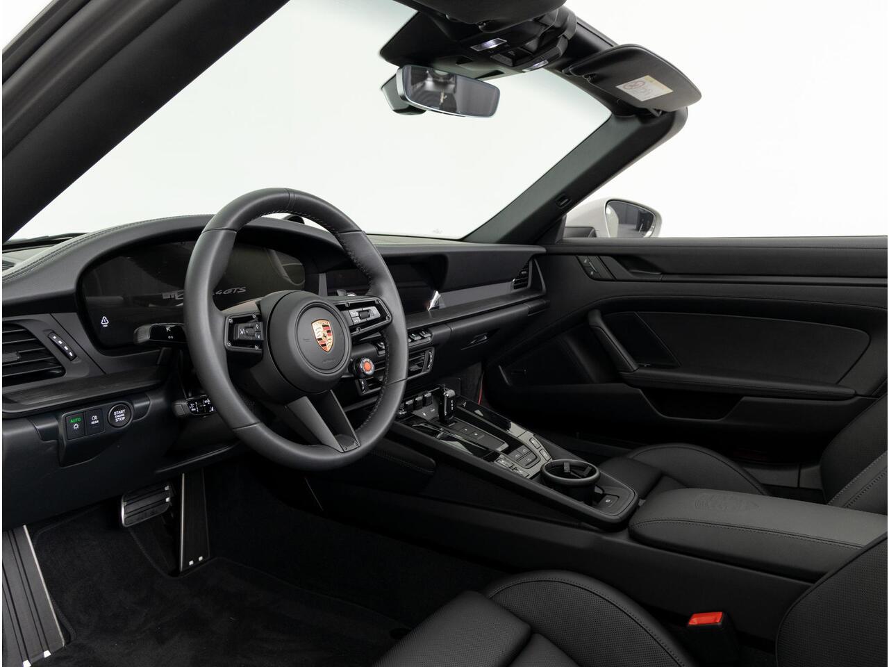 Porsche 911 Carrera 4 GTS Cabriolet