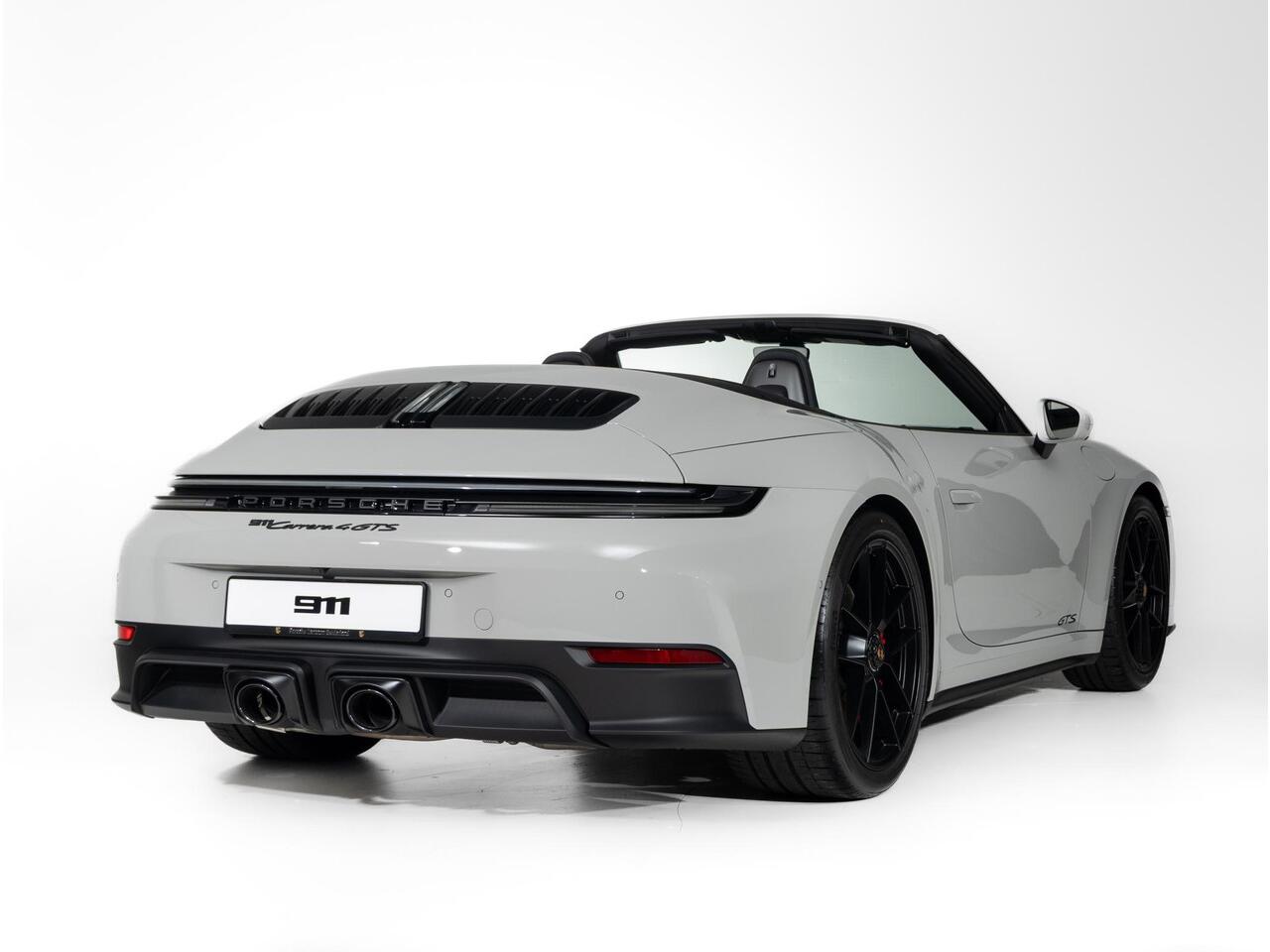 Porsche 911 Carrera 4 GTS Cabriolet
