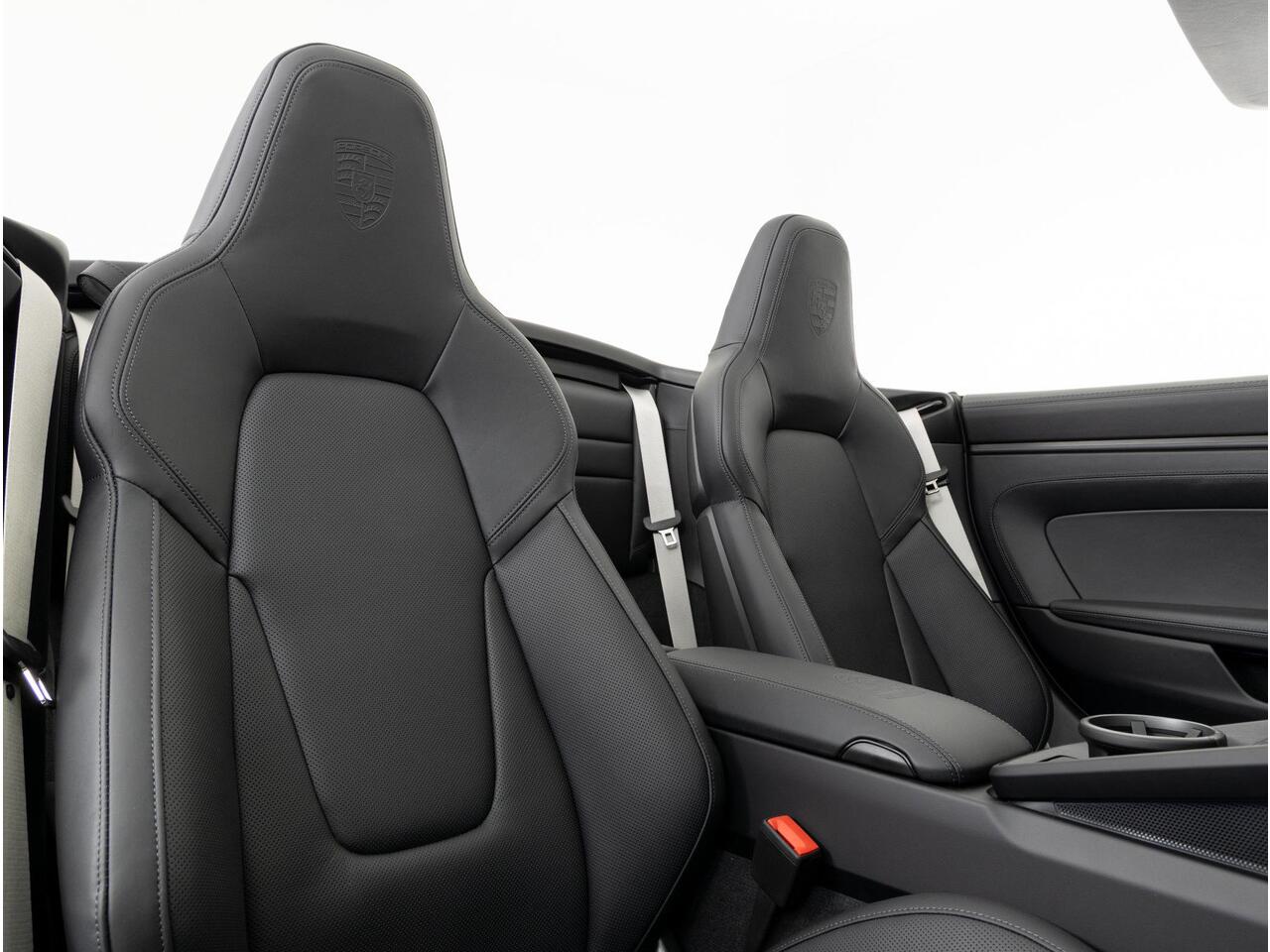 Porsche 911 Carrera 4 GTS Cabriolet