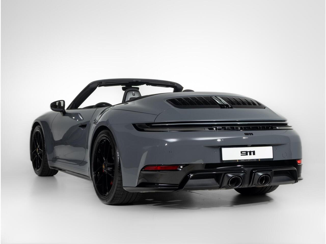 Porsche 911 Carrera GTS Cabriolet
