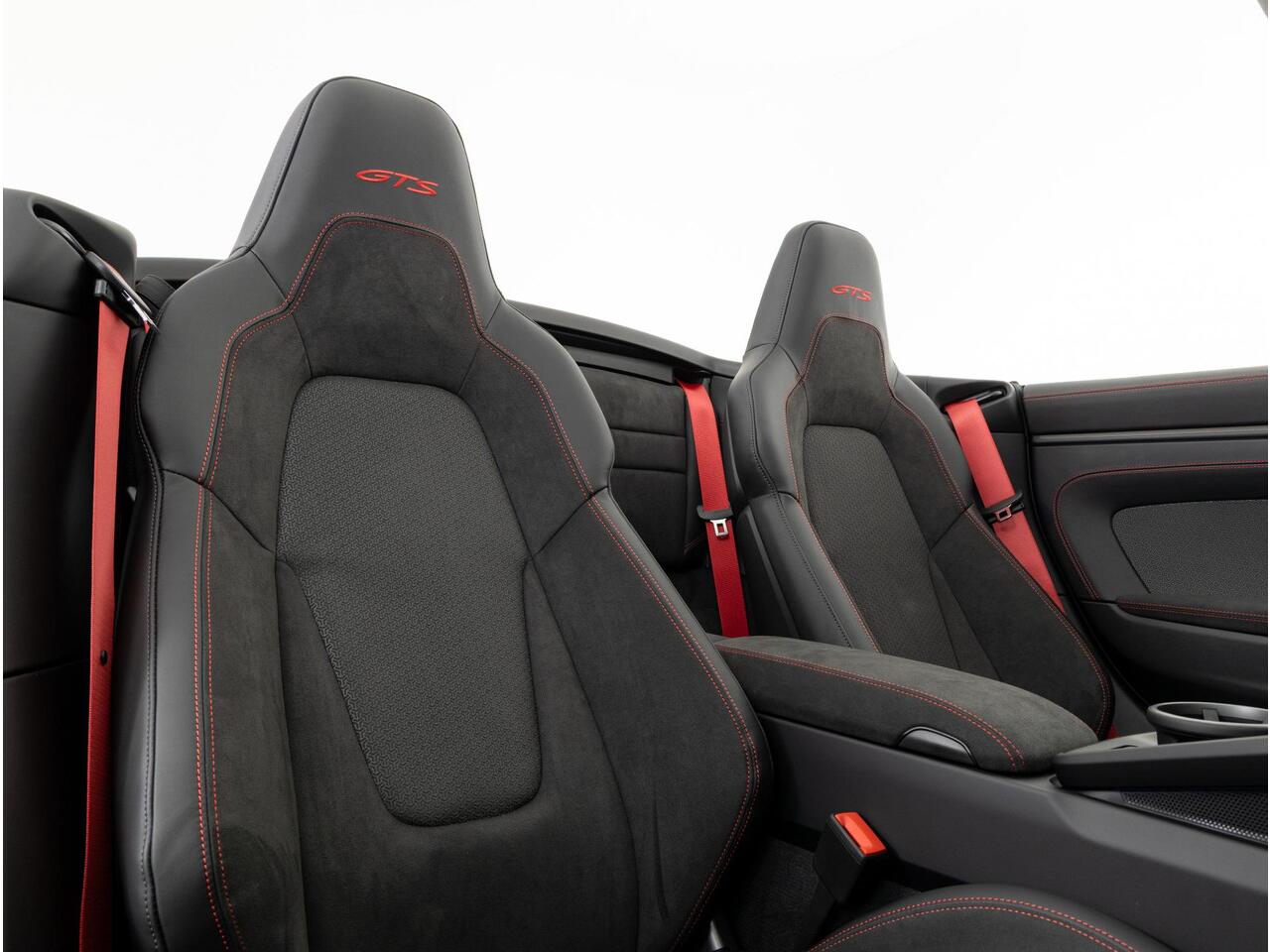 Porsche 911 Carrera GTS Cabriolet