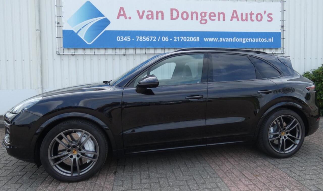 Porsche CAYENNE 4.0 V8 551PK TURBO,Pano,360,Nightvision,Trhaak
