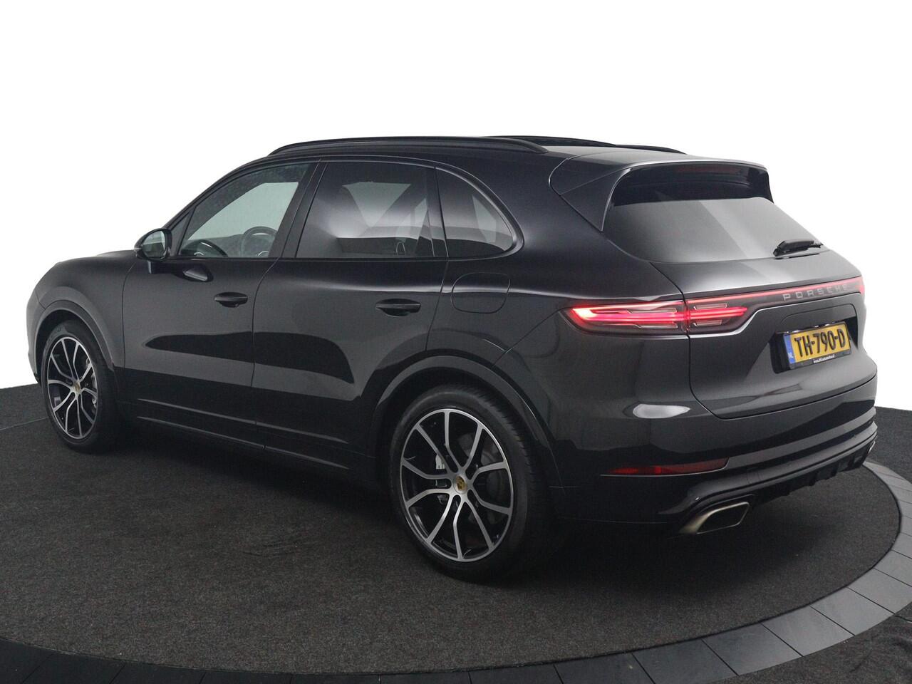 Porsche CAYENNE E-Hybrid*462PK*NLAUTO*PANO*ACC*PDLS*HAAK*DEALER OH