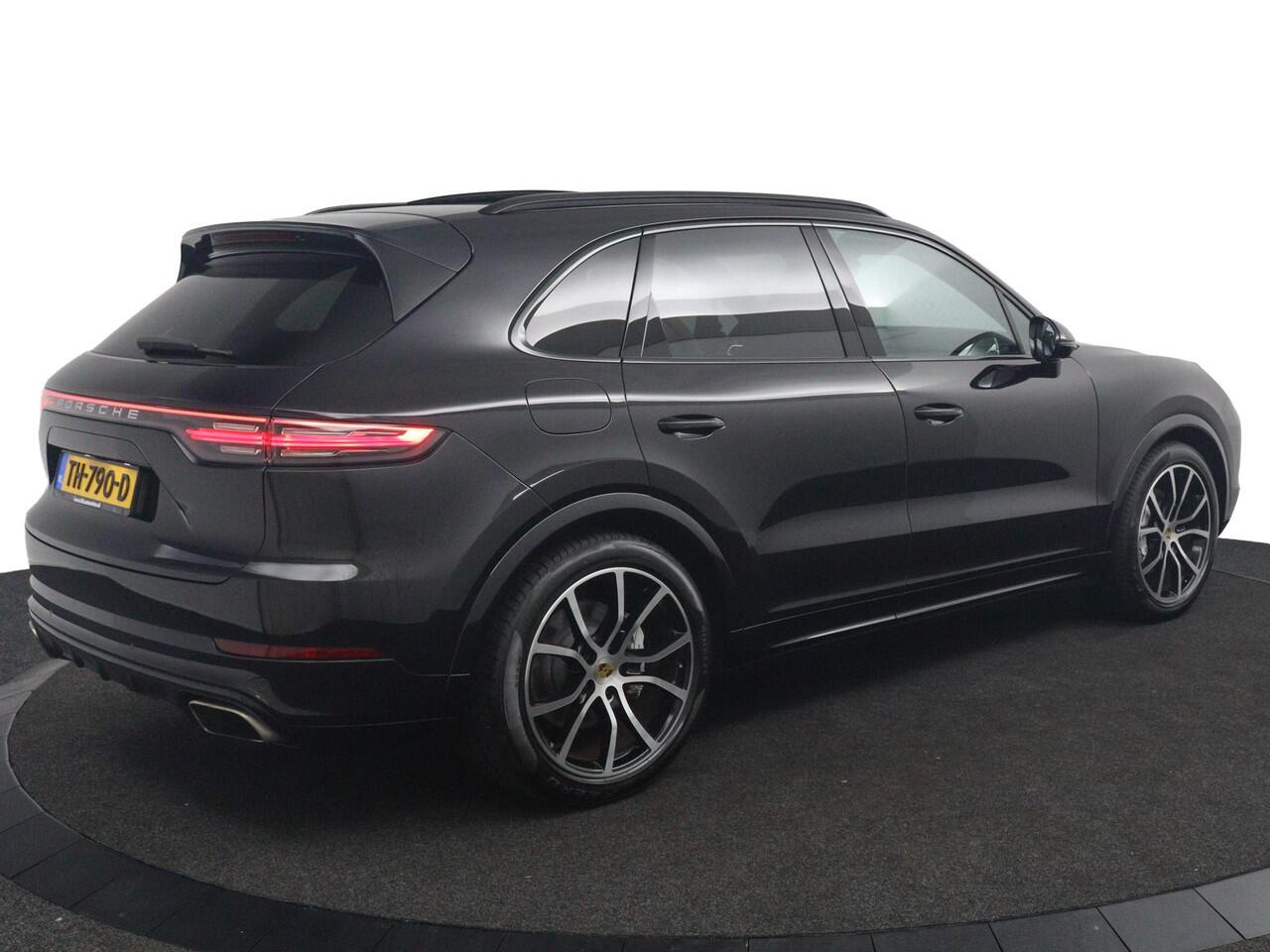 Porsche CAYENNE E-Hybrid*462PK*NLAUTO*PANO*ACC*PDLS*HAAK*DEALER OH