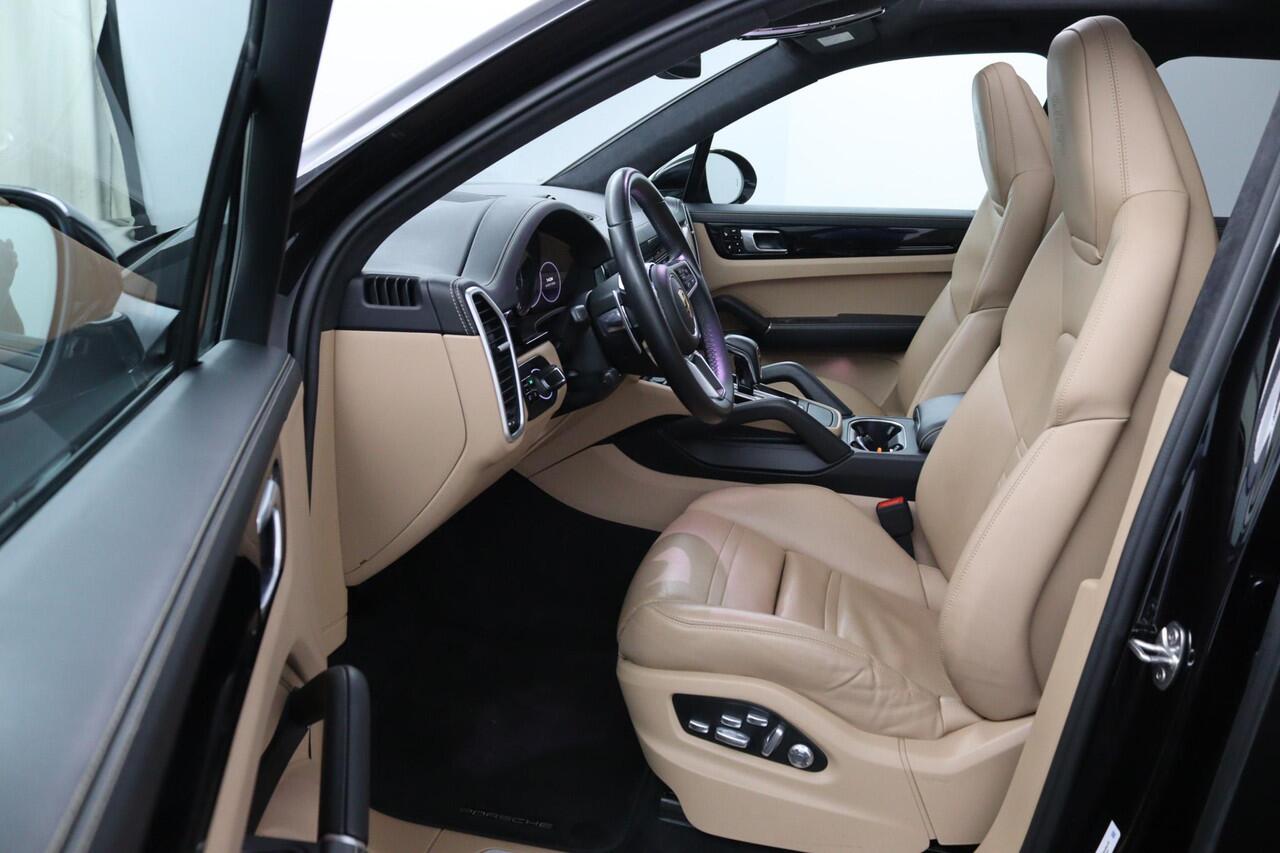 Porsche CAYENNE E-Hybrid*462PK*NLAUTO*PANO*ACC*PDLS*HAAK*DEALER OH
