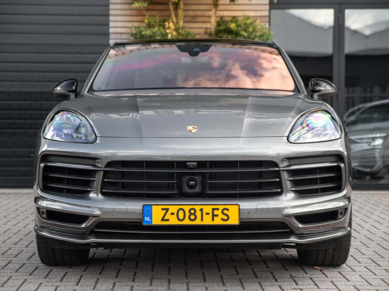 Porsche CAYENNE Coupé 3.0 E-Hybrid Pano Luchtvering ACC Bose