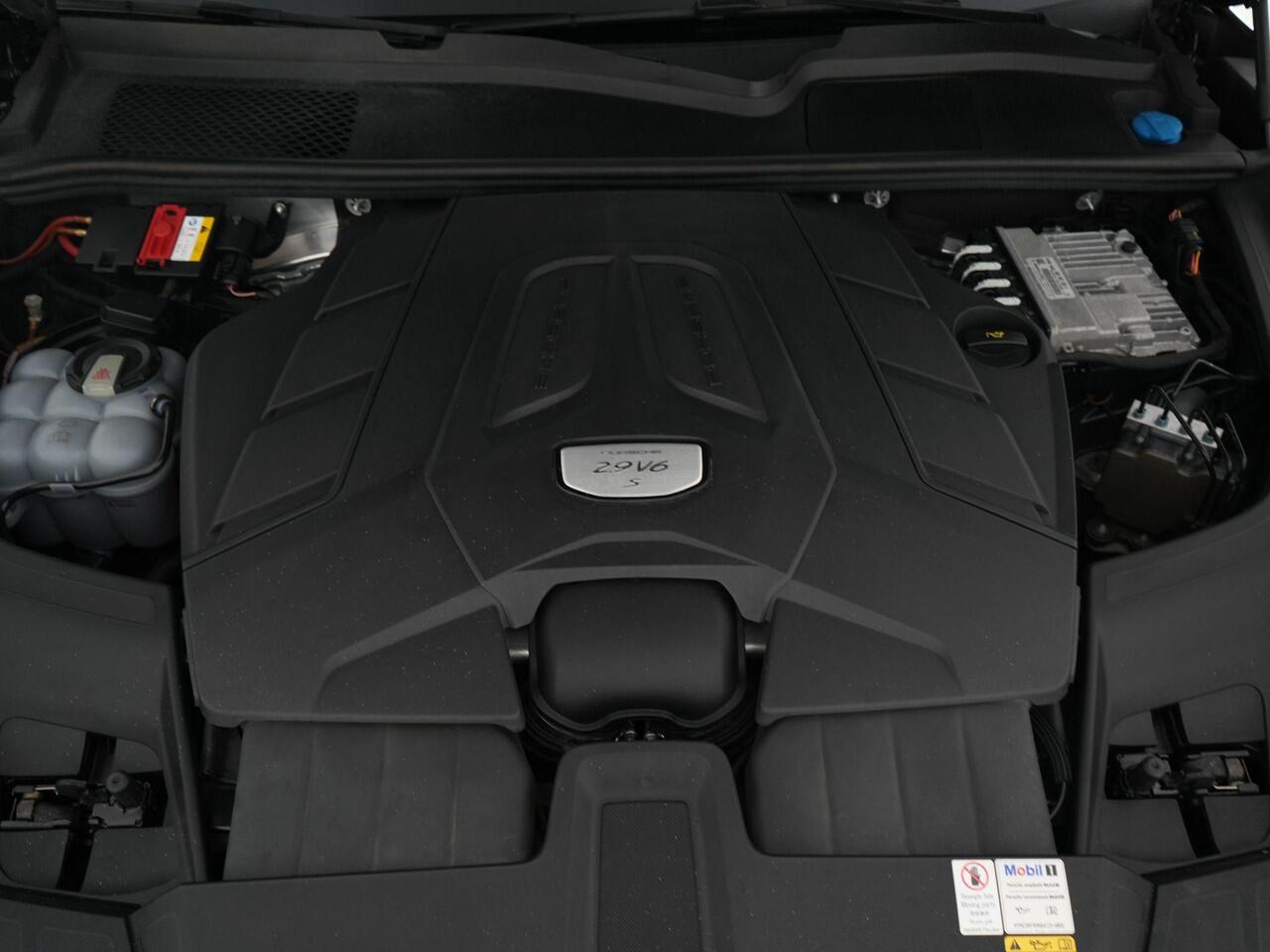 Porsche CAYENNE 2.9 S |pano|sport chrono|stoelverwarming voor & achter|memory|PASM|carplay|achteruitrijcamera|elek. achterklep|