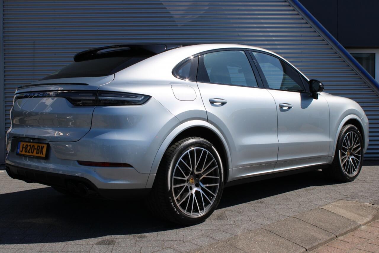 Porsche CAYENNE 3.0 E-Hybrid | Sport Chrono | Matrix-Led | 360 | Org NL