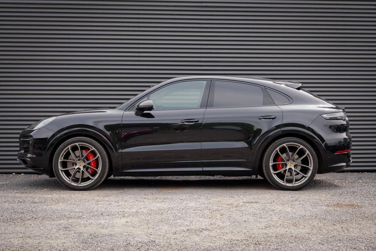 Porsche CAYENNE Coupé 2.9 S / Sport Design Carbon / Pepita / Trekhaak