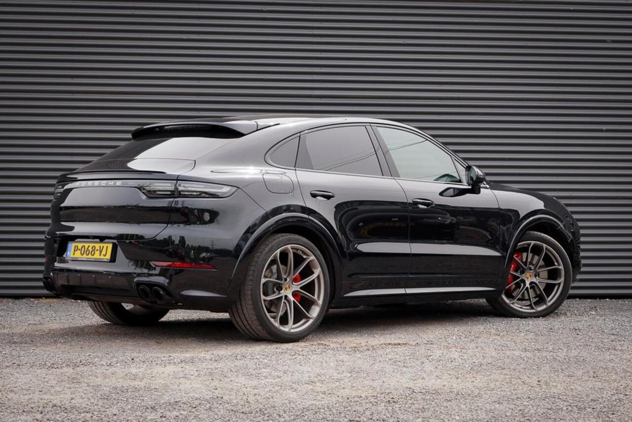 Porsche CAYENNE Coupé 2.9 S / Sport Design Carbon / Pepita / Trekhaak