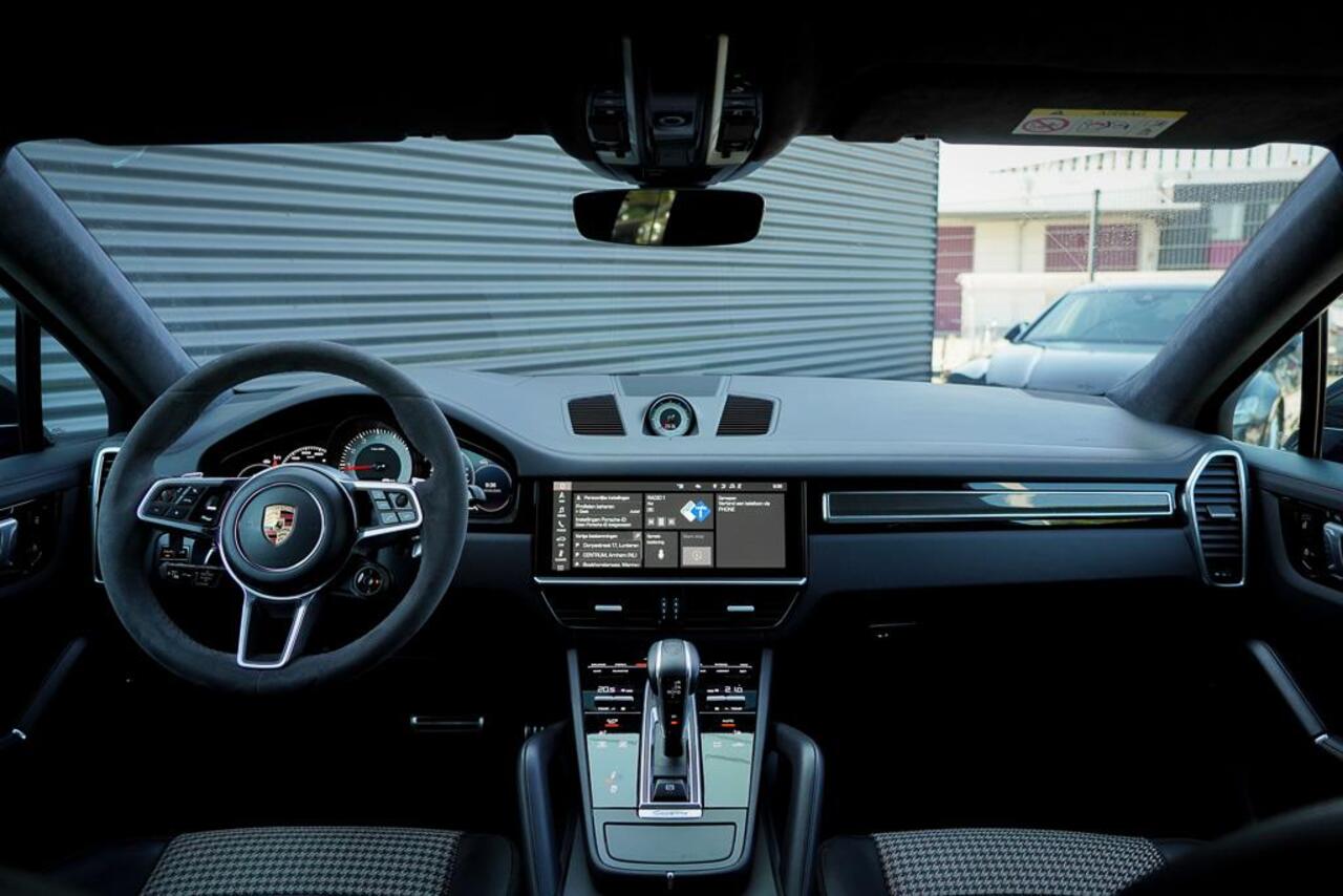 Porsche CAYENNE Coupé 2.9 S / Sport Design Carbon / Pepita / Trekhaak