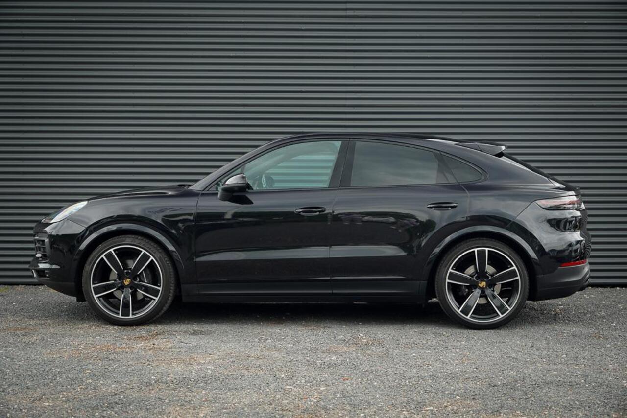 Porsche CAYENNE Coupé 3.0 / Pano / 18-Voudig / NL Auto / Incl BTW / 22'' / Sportuitlaat