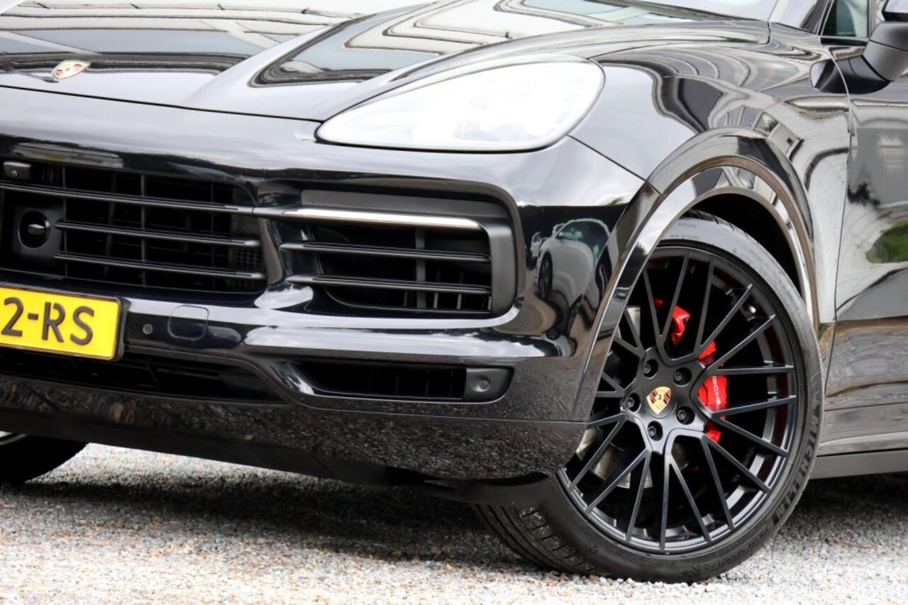 Porsche CAYENNE 3.0 E-Hybrid - 462 pk **Sport Chrono Plus / Pano / BOSE