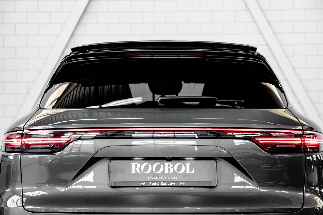 Porsche CAYENNE 4.0 Turbo S E-Hybrid l Capristo l Sport Design l Entertainment