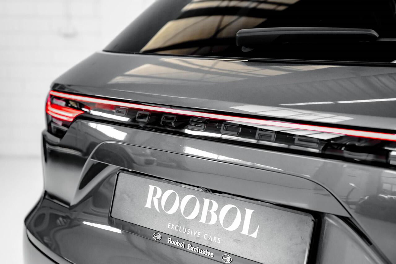 Porsche CAYENNE 4.0 Turbo S E-Hybrid l Capristo l Sport Design l Entertainment